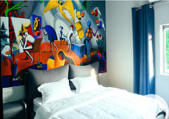 余姚对于酒店的墙体彩绘而言更注重哪些方面？